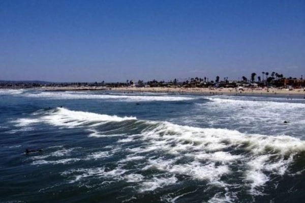 A la platja, gandules de platja i tovalloles de platja