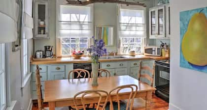 Historic New England home ,Reunions Beach pass