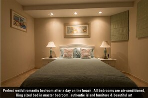 3 bedrooms, in-room safe, iron/ironing board, free WiFi - White Sand Beach Front, Turquois Blue Ocean View, Pools, Hot tub, Guarded,5 star (Christ Church)