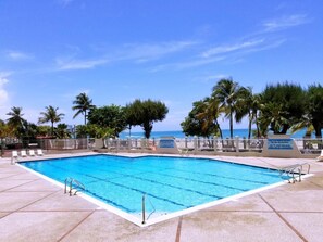 Alberca al aire libre 