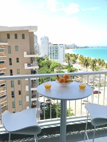 1Br + Wohnzimmer 821 Sqft mit Meerblick - Direkter Zugang zum Strand - WiFi - Klavier