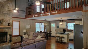 Smart TV, fireplace, DVD player, toys