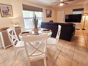 Dining - FREE Bikes, Kayaks, SUP's and More! Spoil yourself with unmatched amenities! (Englewood)