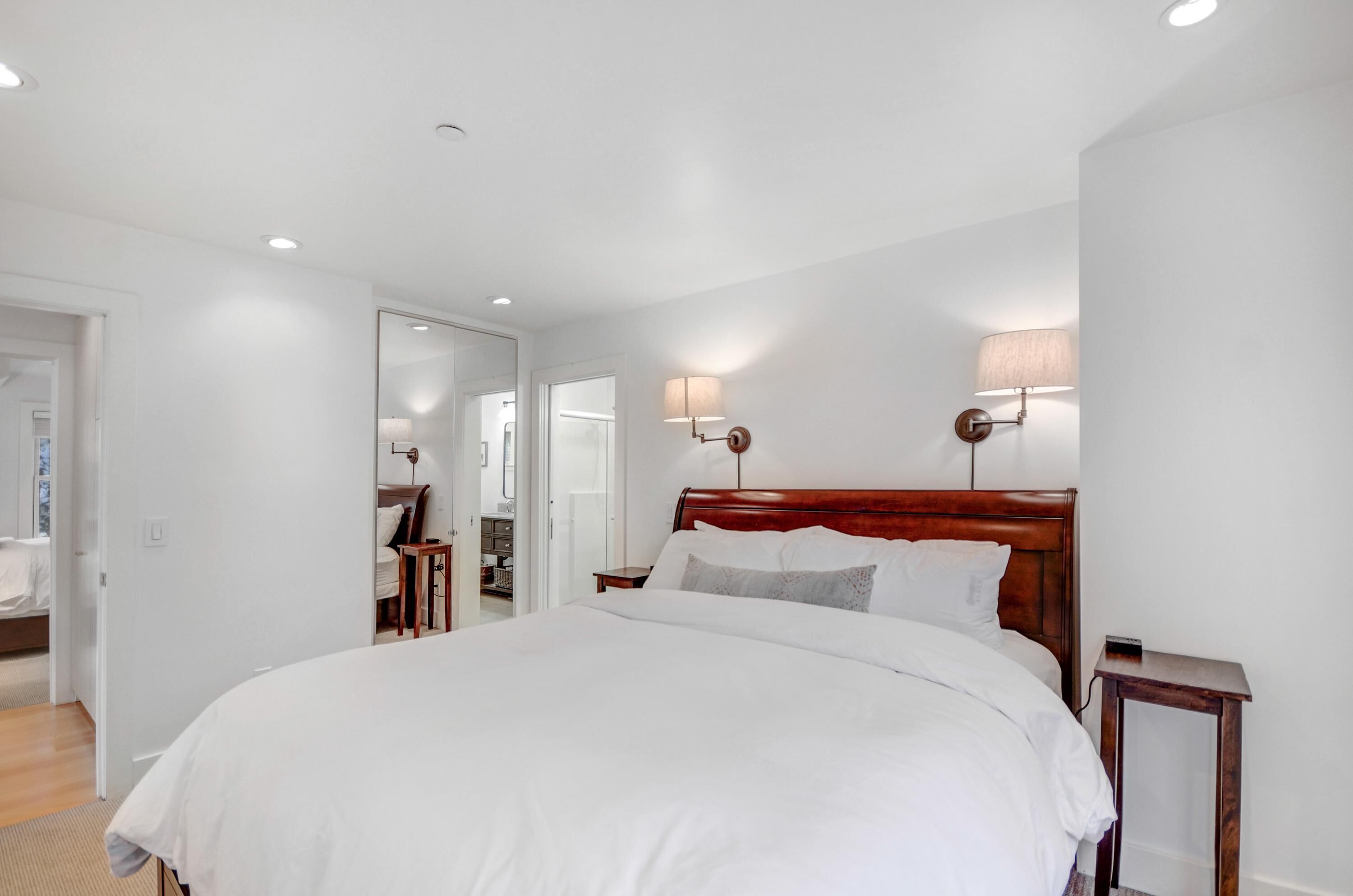 2 chambres, fer et planche à repasser, Wi-Fi gratuit, draps fournis