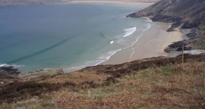 Luxurious Waterfront Holiday Homes with Private Pebble Beach & Free WiFi.
