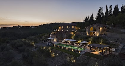 ISOLA SERENA Newly Expanded Private Luxury Villa, Tuscany, Infinity Pool & Views