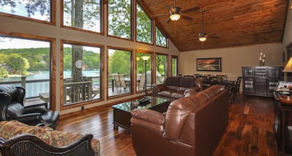 Lake Front,  PETS, Theater, Dock, Swim-Fish-Boat,  Fire Pit, BOAT RENTAL