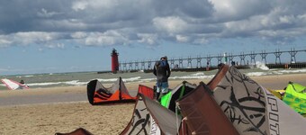 Downtown South Haven, close to everything, family friendly, very clean