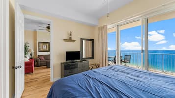 2 soverom, memory foam-senger, strykejern/-brett og wi-fi (inkludert)