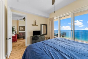 2 bedrooms, memory-foam beds, iron/ironing board, free WiFi