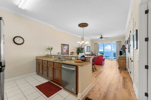 Fridge, microwave, oven, stovetop - 4th Newest Beachfront Condo! 100% No Smoking (Panama City Beach)