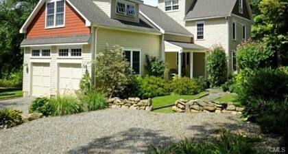 Kirkas tyylikäs Chic 4BR 4BA Home 1 tunti NYC: hen lähellä Greenwichin CT-kauppoja