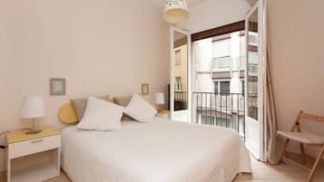 1 bedroom, desk, iron/ironing board, free WiFi