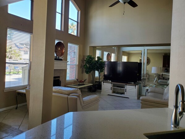 Smart TV, DVD player, stereo