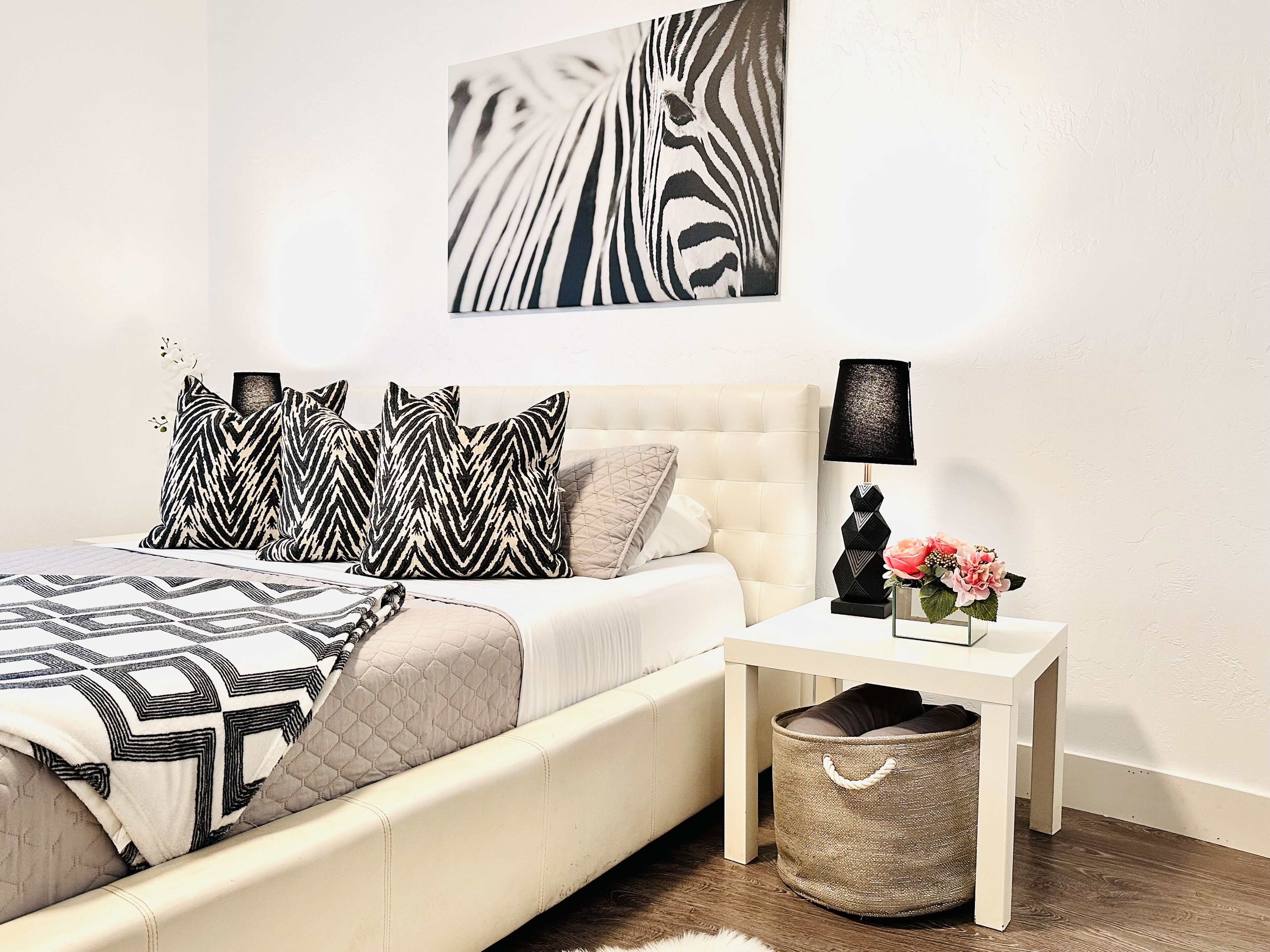 3 bedrooms, desk, iron/ironing board, free WiFi