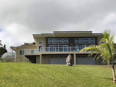 Volcanoes National Park - minutes away.  25 acre Nature Lodge