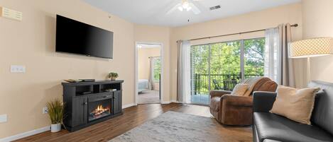 Smart TV, chimenea, videojuegos y Netflix