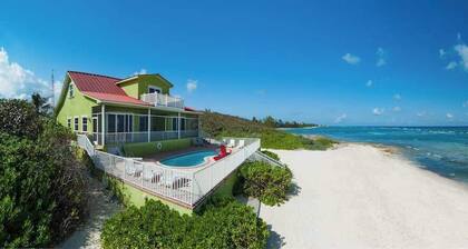 4 Schlafzimmer / privater Pool, Beachfront-Family Retreat-Papageien-ise von CaymanVacation