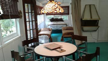 3 chambres, fer et planche Ă repasser, Wi-Fi gratuit, draps fournis