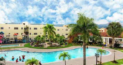 King Size Finest 3bd Condo| 3A/C| WIFI| TV|Cable !