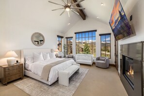 6 bedrooms, desk, iron/ironing board, travel cot - Breck Mansion- Mountain Views, Hot Tub, Sauna, Guest House, Golf Course (BRECKENRIDGE)
