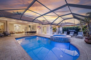 Piscine extérieure, piscine chauffée