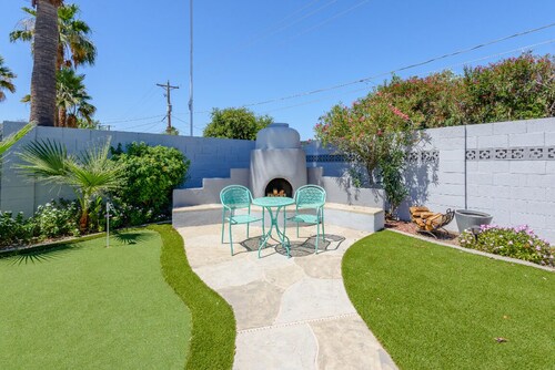 Ylellinen oleskelu Old Town Scottsdalessa, lämmitetty uima-allas ja viheriö