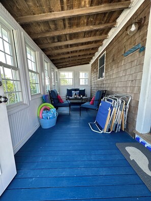 Enclosed Porch Enjoy the sea breeze!