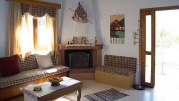 Ferienhaus, 2 Schlafzimmer | Wohnbereich | Fernseher, Kamin, DVD-Player