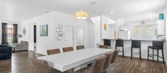 20 yrds to water! BBQ, Scalloping And Manatee Watching, Families welcome!