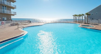 Beautiful Beach front Condo near Pier Park