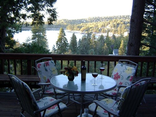 Cozy Cabin/Lake View