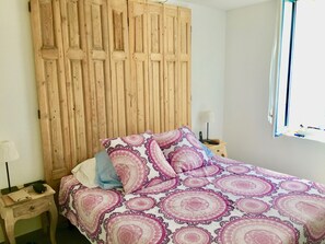 2 bedrooms, iron/ironing board, travel crib, free WiFi