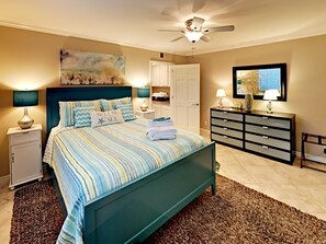 3 bedrooms, desk, iron/ironing board, travel cot