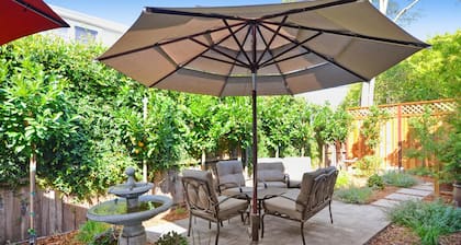 Bungalow at Sonoma's Historic Plaza! - Includes Wine Tasting Passport