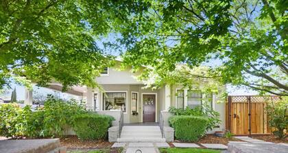 Sonoma Bungalow Historic Plaza! w/ wine passport