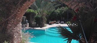 Beautiful country house with Pool