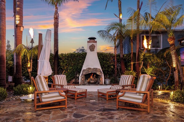 Terrace/patio - Plantation Beach Cottage - Historic Encinitas Walking District (Encinitas)