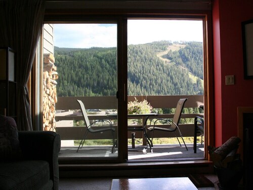 Cosy Condo - Mountain & Slope view - Close to Lifts - Great Offers