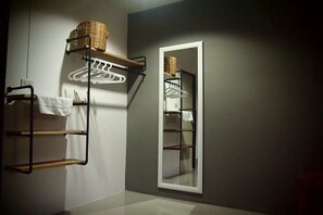 Room amenity - Fondness Hotel (Takua Pa)