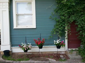 Exterior detail - Historic Holle House,  Beautiful private 2nd Floor Apt.  with modern amenities. (Brenham)
