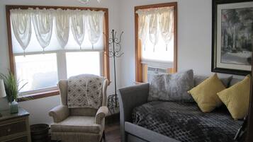 Älytelevisio, DVD-soitin, videokirjasto, tulostin