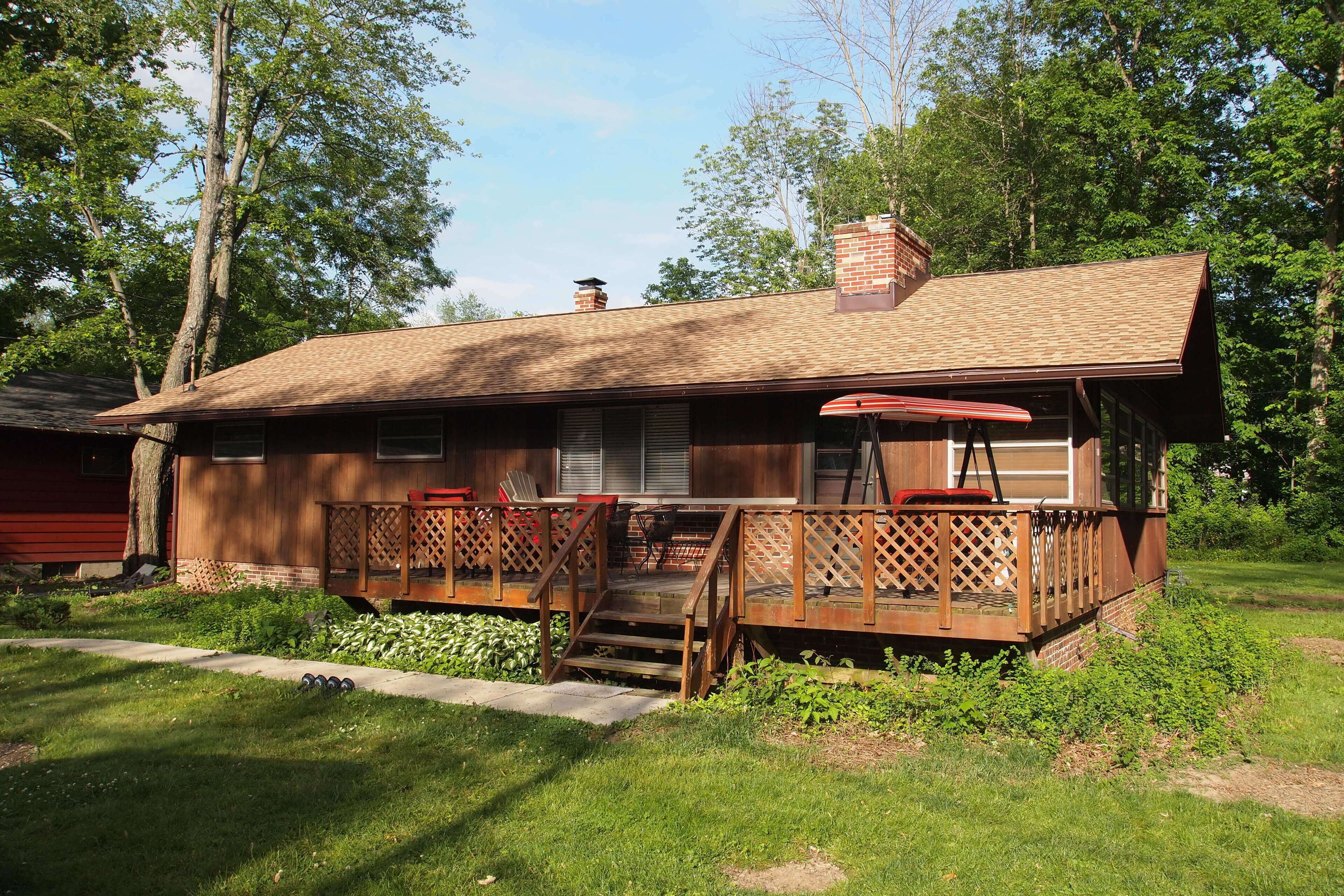 Fish, Swim, Or Boat On Ohio's Largest Natural Lake. Super Affordable 3 Br