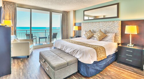 ⛱﹏2024 Newly Renovated : Luxury 5beds/Direct Oceanfront/2BRs/Wifi/Pools