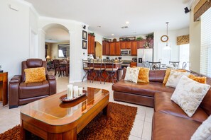 Älytelevisio, DVD-soitin, stereot