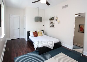 3 chambres, bureau, fer et planche à repasser, Wi-Fi gratuit