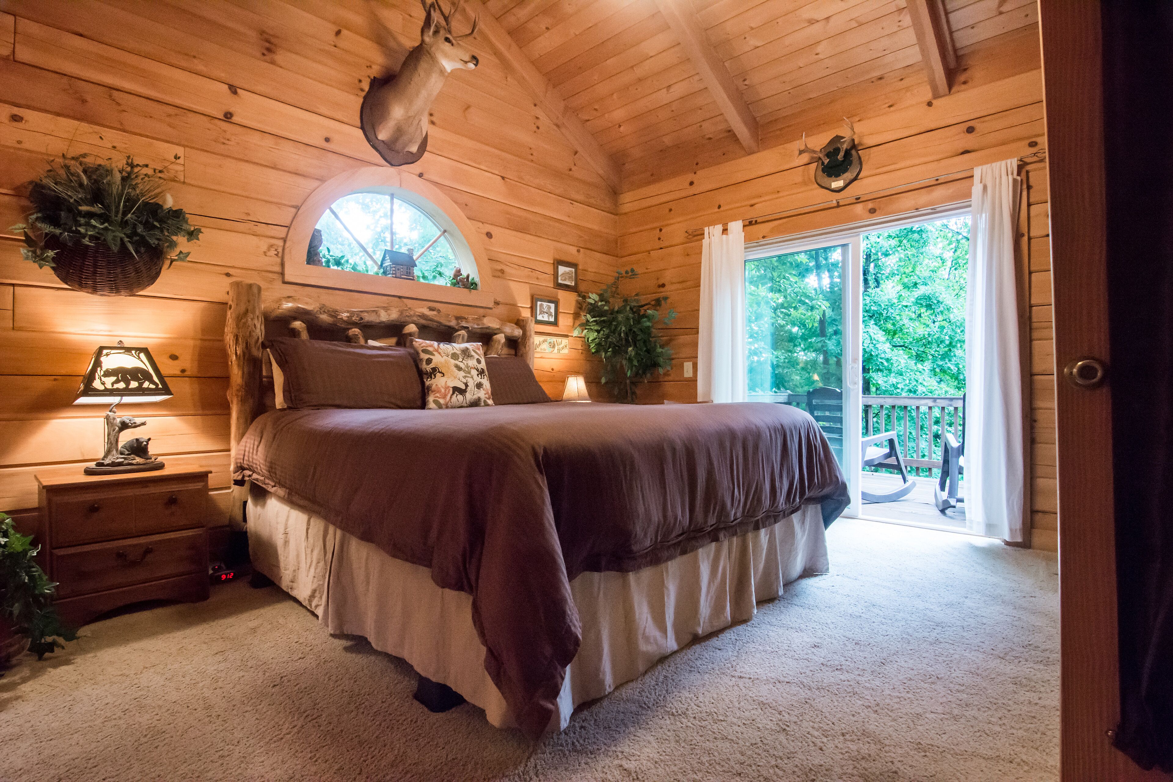 2 Schlafzimmer, Schreibtisch, Bügeleisen/Bügelbrett, Reisekinderbett