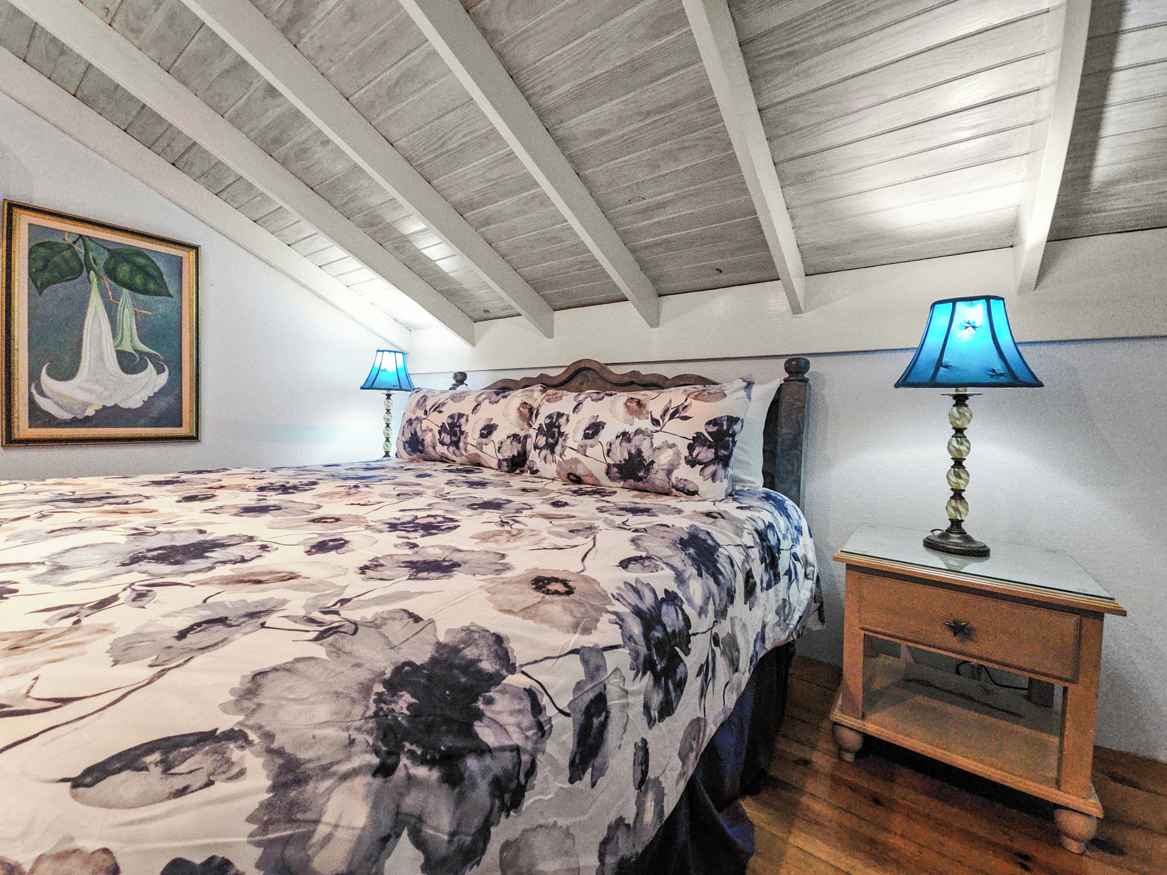 1 Schlafzimmer, Zimmersafe, Schreibtisch, Bügeleisen/Bügelbrett