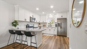 Fridge, microwave, oven, stovetop - FULLY REMODELED - ON 30A, PRIVATE Beach and a POOL VIEW, Walk to restaurants (Santa Rosa Beach)