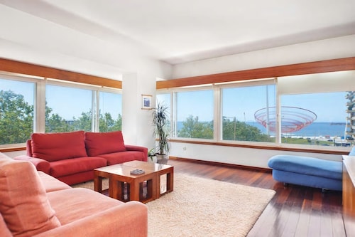 Large flat w/ Sea view + Car Parking - Flowerstreet54 Flats